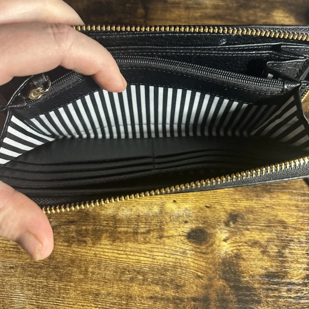 Kate Spade Pebble Leather Black Zip Around Wallet Large